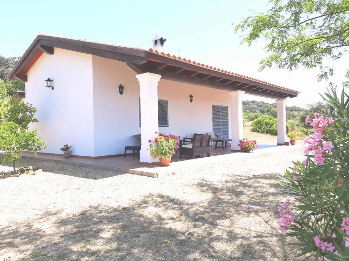 Casa Rural La Aulaga El Castillo de las Guardas Exteriör bild
